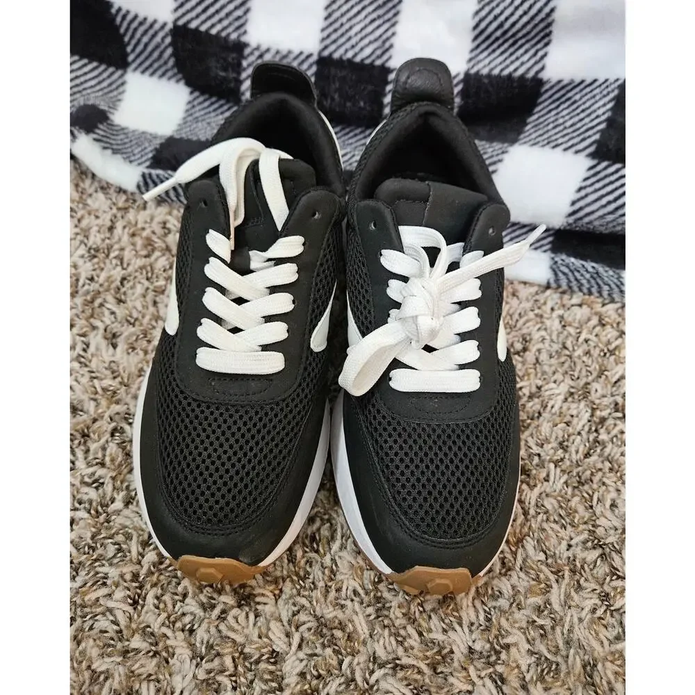 Dolce Vita Braiden Platform Sneakers Womens 7 Black White Chunky Casual Shoes